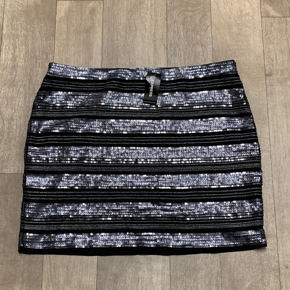 Womens NWT Express Sequins Stylish‎ Date Night Pencil Skirt